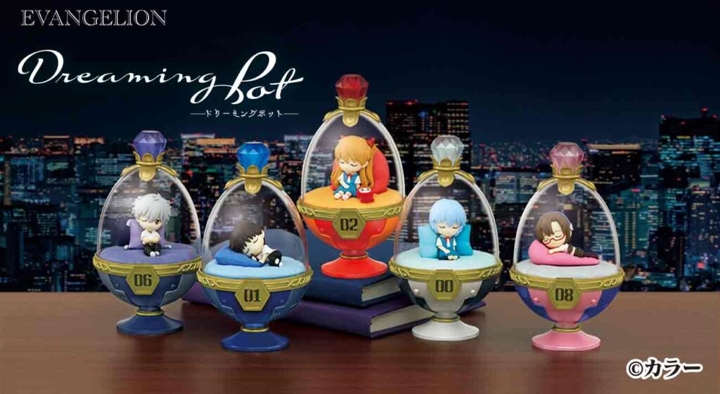 ケースの中でお休み中のキャラクターが可愛い！エヴァンゲリオンの